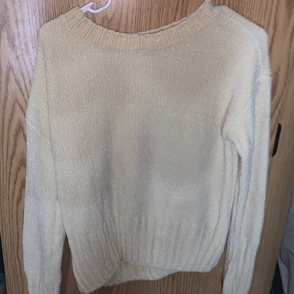 Sweater, light yellow/ cream color